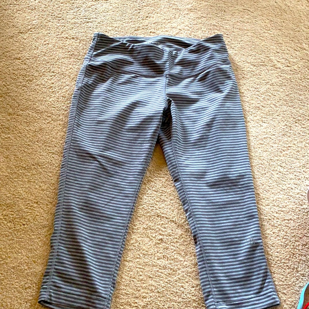 Soft striped cropped workout leggings.